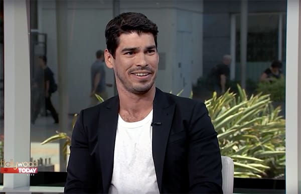 'Looking' Star Raul Castillo Came Out As A Straight Man To Co-Star Jonathan Groff 'Trepidatiously' 1 raul