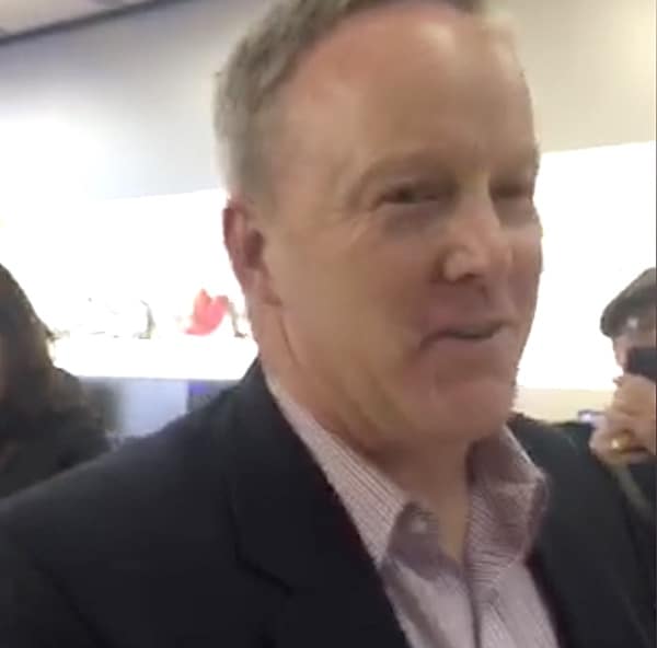 Sean Spicer Apple