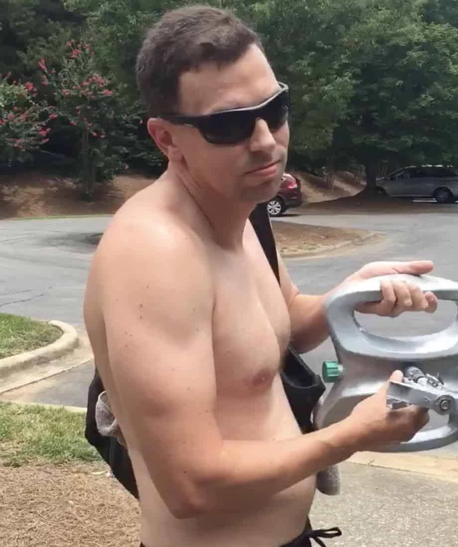 racist loser Adam Bloom