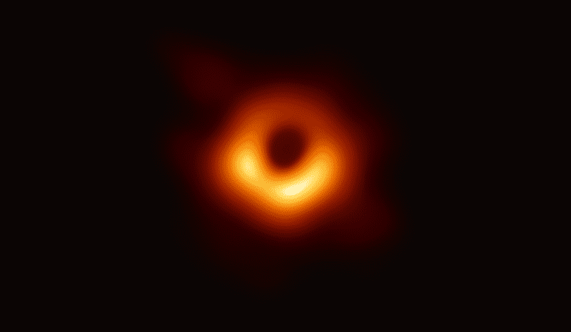 First Ever Photos Of A Black Hole; Pence'S Moon Shot; Headline Writers On High Alert 1 20190410 78m
