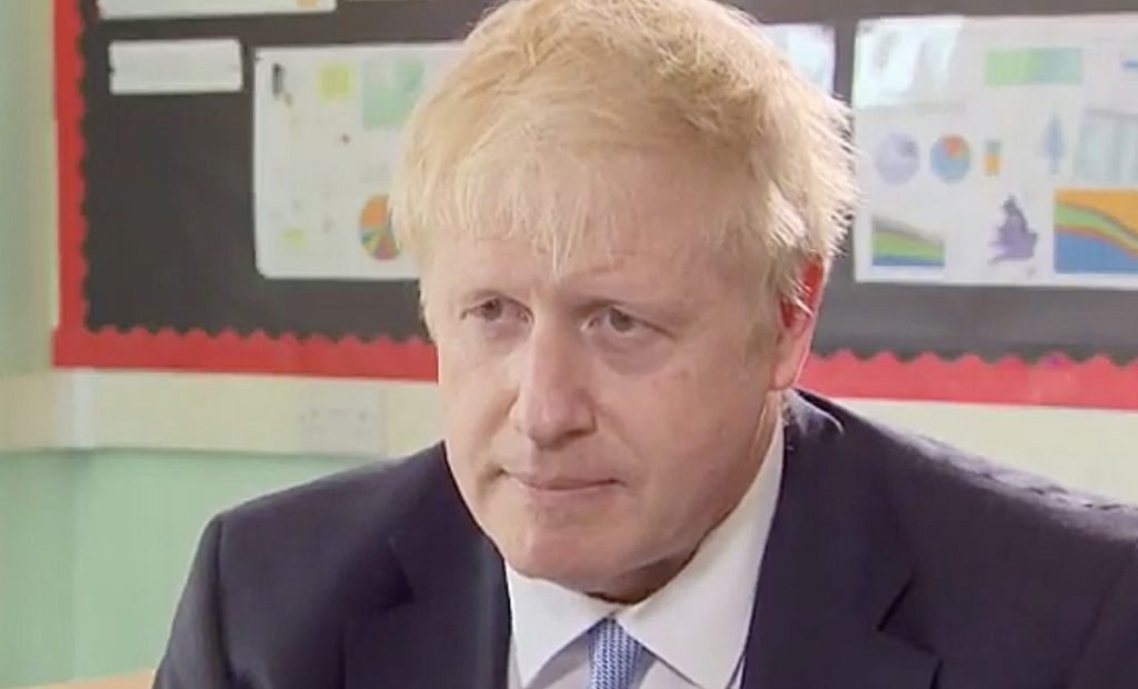 Uk: Prime Minister Boris Johnson Hospitalized For Oxygen Treatment As Queen Tries To Comfort Nation In Rare Video Appearance — Watch 1 johnson