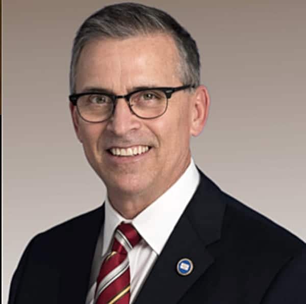 Anti-Lgbtq Gop Lawmaker Resigns After Grindr Messages Reveal 'Burning Desire' For 'Down And Dirty Guy' 1 sanderson