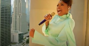 Jennifer Hudson bridge over