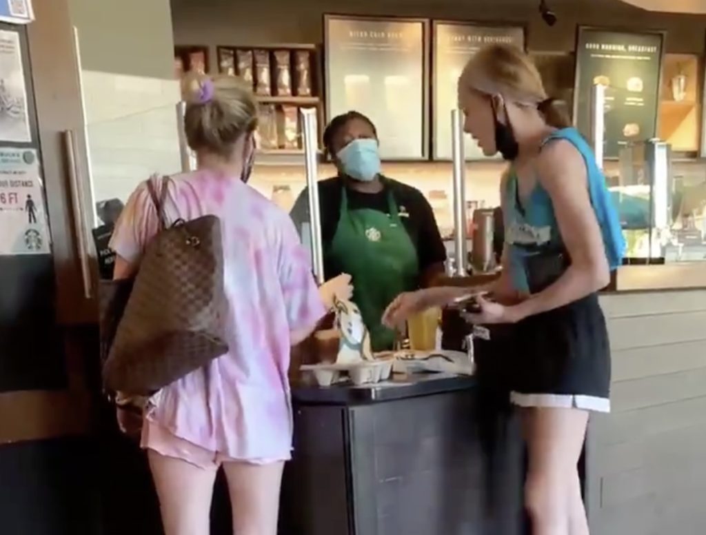 Starbucks Karen Explodes In Racist 'Trump 2020' Tirade After Being Asked To Put On Mask: Watch 1 starbucks karen