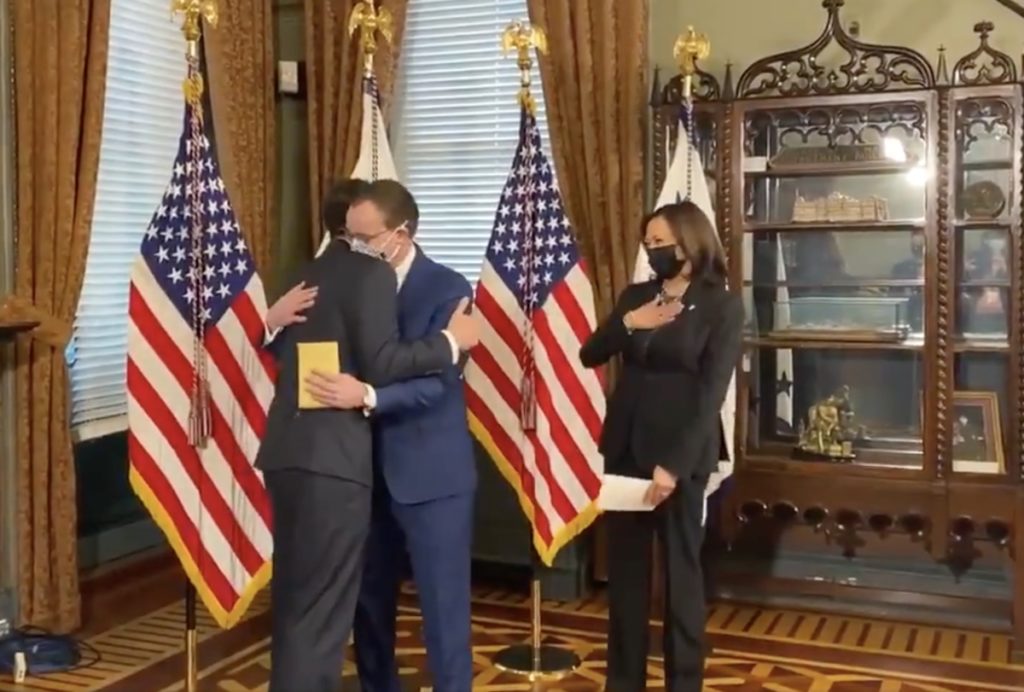 Vp Kamala Harris Swears In Pete Buttigieg As Transportation Secretary: Watch 1 Pete Buttigieg swearing in