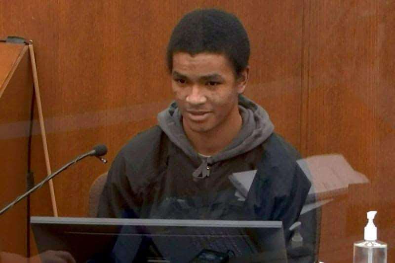 Chauvin Trial. Day 5 Floyd Was &Quot;Just Living His Live.&Quot; - -Girlfriend Tells Of Meeting, Romantic Walks, Shared Struggle With Opioids. 1 just living his life