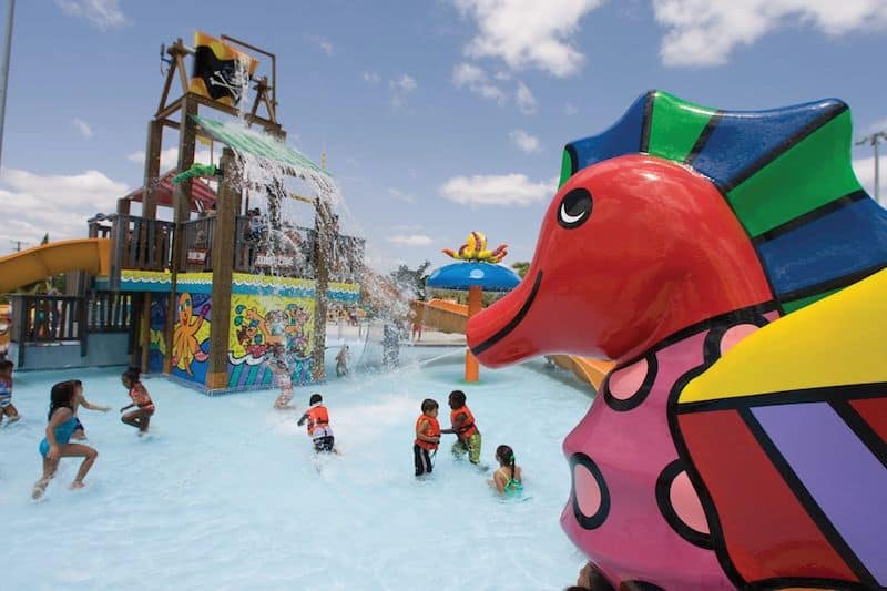 Grapeland Water Park kids playing