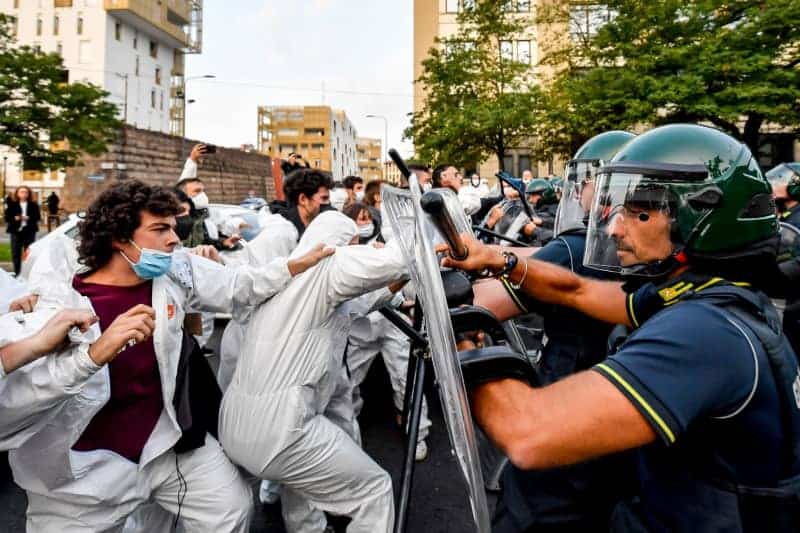 Activists Clash With Police Outside Youth Climate Summit In Milan 2 464223 464223 origin 1 1
