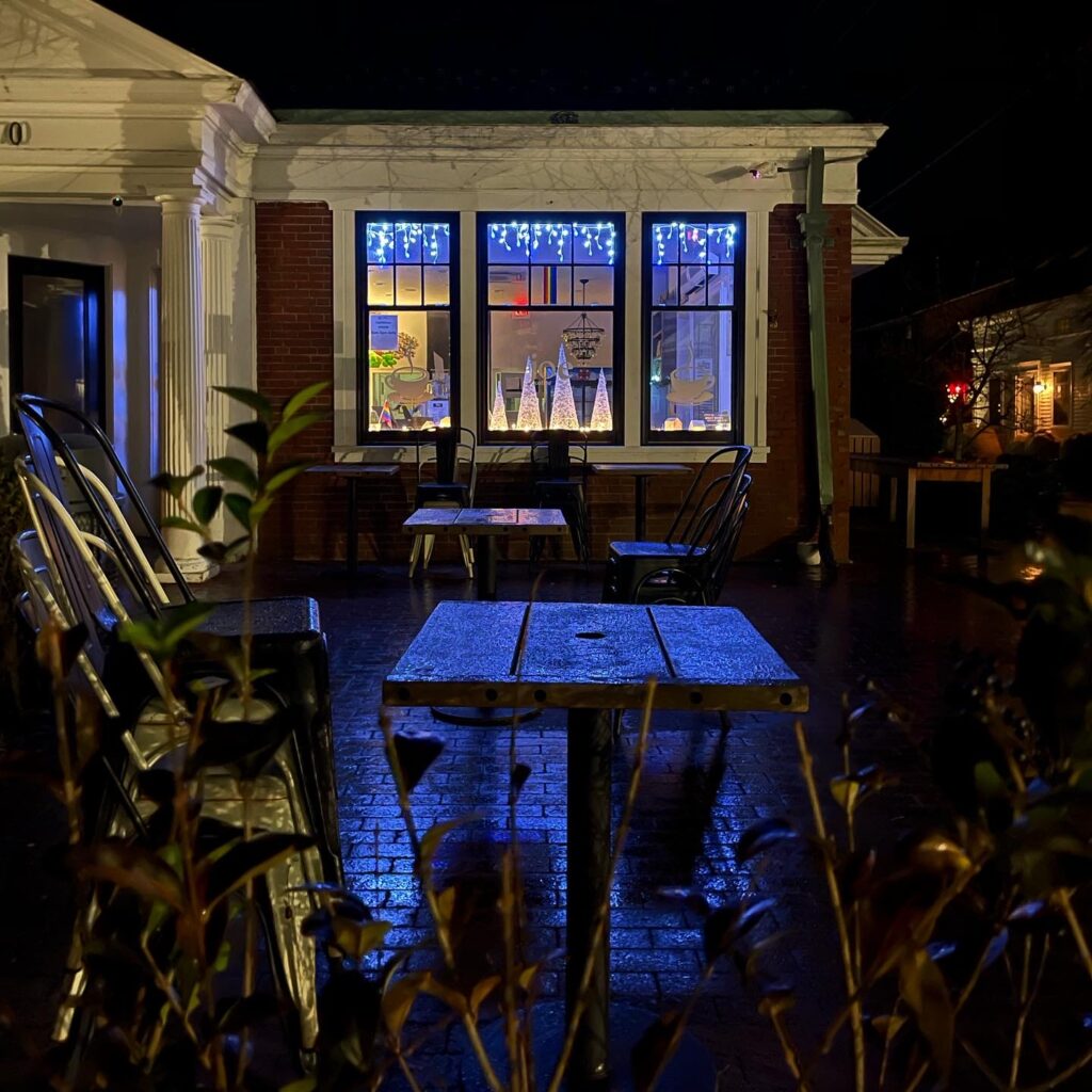 8 PtownComeSeeTheLights