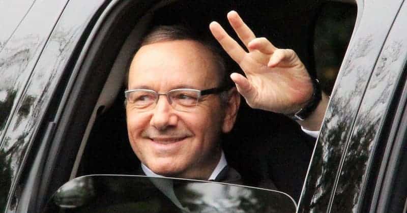 Kevin Spacey Accuser Claims Actor Played Gay Porn For Him When He Was 16 2 495758 495758 origin 1 1