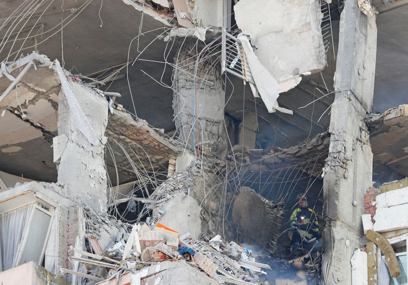 Russian Forces Push Towards Kyiv In The Face Of 'Determined Resistance' 8 497429 497429 origin 1 7