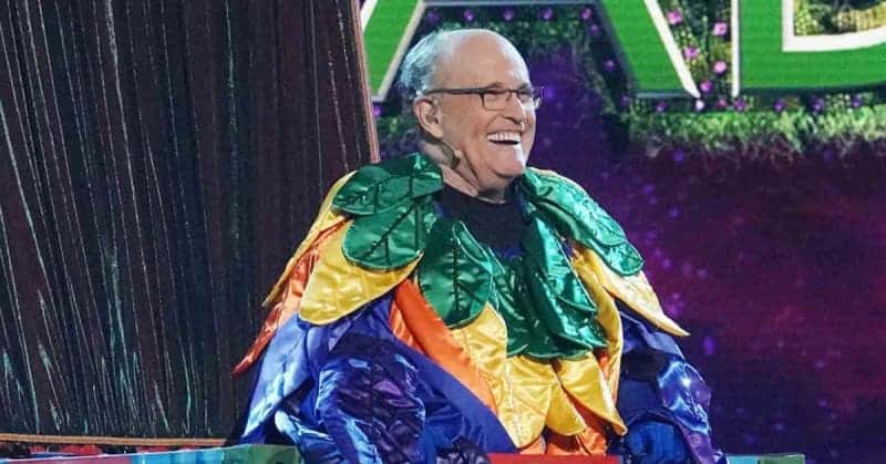 Masked Singer'S Jenny Mccarthy &Amp; Nicole Scherzinger Face Backlash For Cheering On Rudy Giuliani After Ken Jeong Storms Off Stage 2 510255 510255 origin 1 1