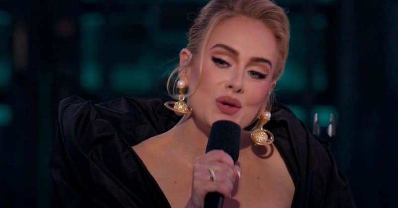 Adele 'Fires' Entire Creative Team In Last-Ditch Effort To Save Her Las Vegas Residency 4 510474 510474 origin 1 3