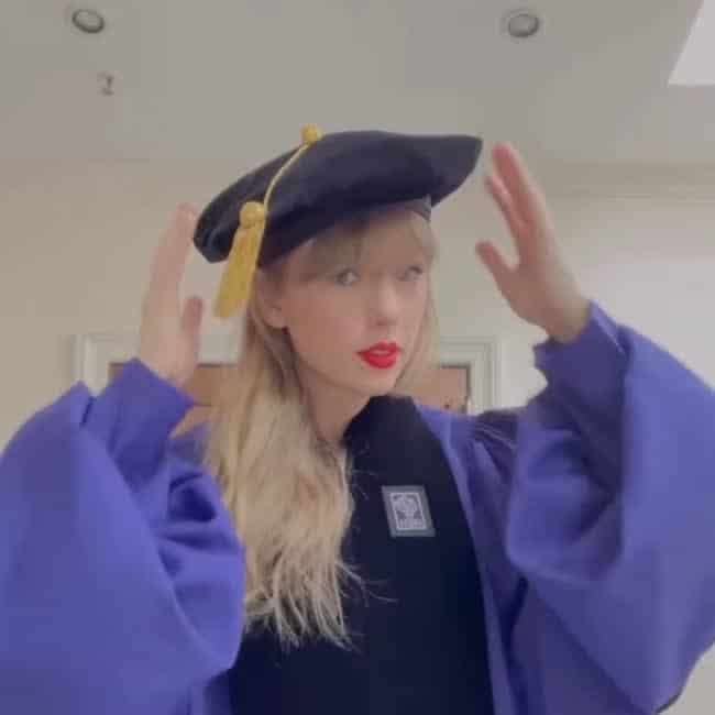 Taylor Swift 'Pleasantly Surprised' With Doctorate. Watch The Entire Address To Nyu Grads 3 522532 origin 1