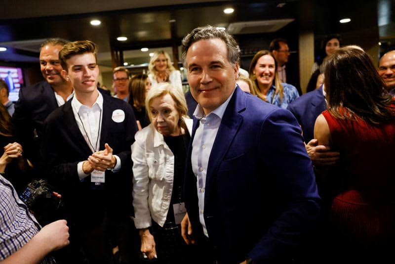 Trump-Backed Oz Wins U.s. Senate Republican Primary After Rival Concedes 2 583686 583686 origin 1 1