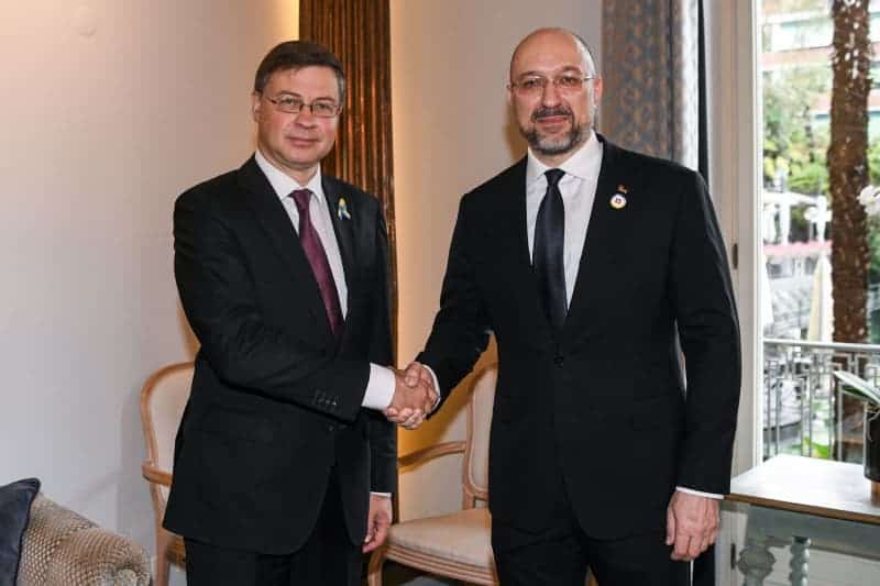 Ukraine Wants To Reconstruct Country With Seized Russian Funds 2 592610 592610 origin 1 1