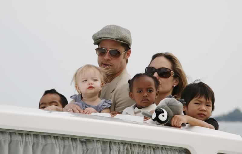 Hollywood Heartthrob To Reclusive A-Lister: Look Back At Brad Pitt'S Personal Life &Amp; Career Over The Years — Photos 5 592715 592715 origin 1 4