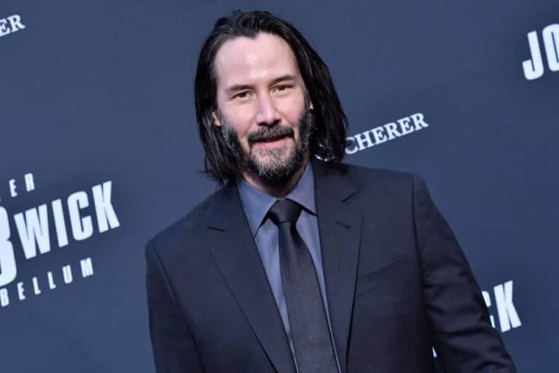 Keanu Reeves 'Happily' Responded To Young Kid'S Questions After Landing At New York Airport 2 593473 593473 origin 1 1