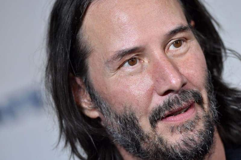 Keanu Reeves 'Happily' Responded To Young Kid'S Questions After Landing At New York Airport 3 593473 593473 origin 1 2