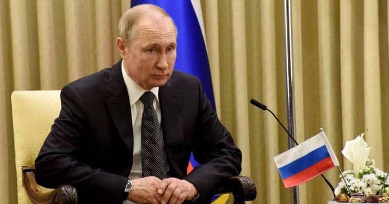 Russian Embassy Threatens Swiss Newspaper Over Caricature Of Vladimir Putin With A Clown Nose 3 599825 599825 origin 1 2