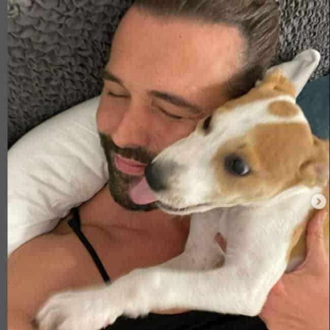 Queer Eye Star Jonathan Van Ness Fixes 'Broken Heart' With New Dog 1 603971 origin 1