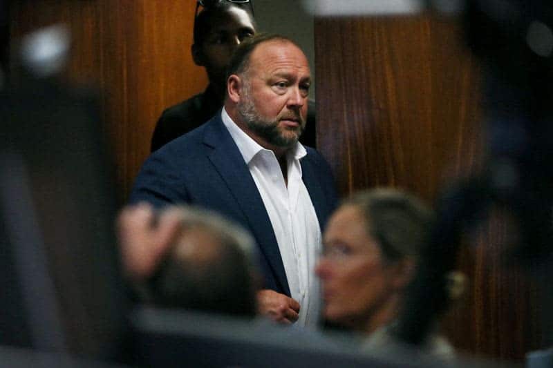 Sandy Hook Victim'S Parents To Testify In Alex Jones Defamation Trial 1 633326 origin 1