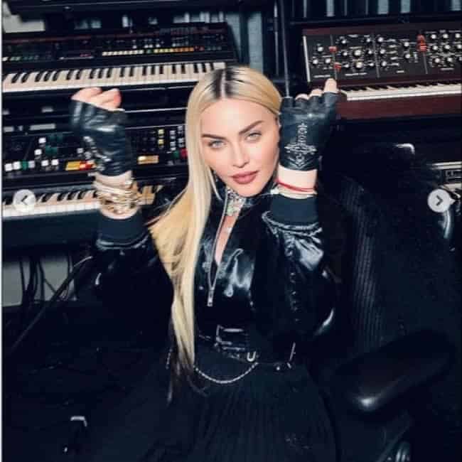 Madonna Wears Grills To Hide Her 'Ugly' Teeth 1 636347 origin 1
