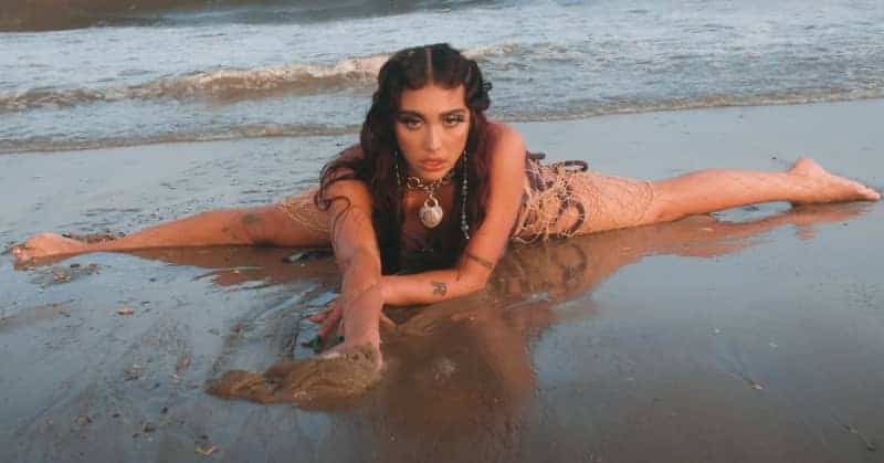 Madonna'S Daughter Lourdes Leon Drops First Single &Amp; Steamy Music Video: Watch 3 638325 origin 1